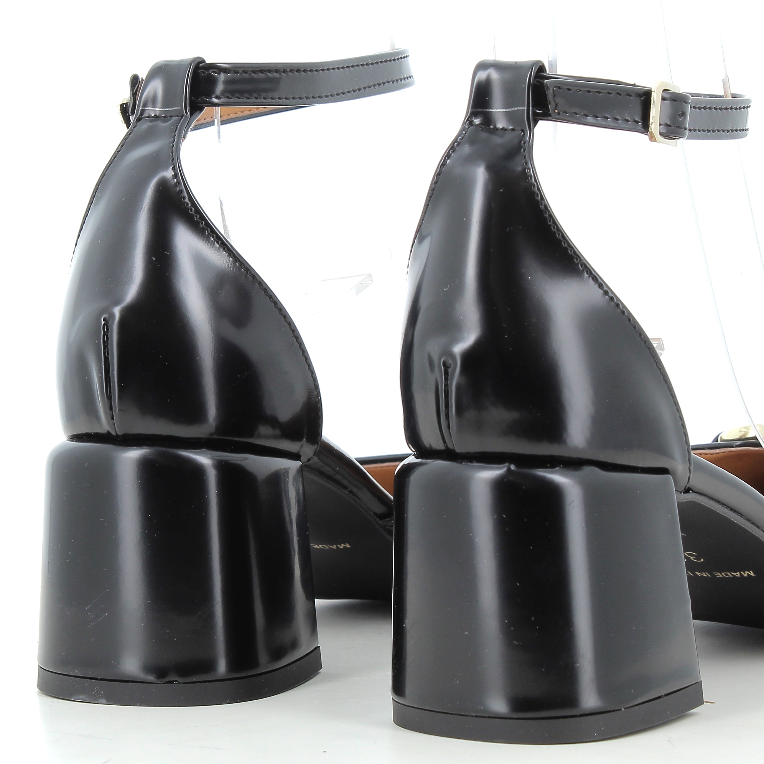 Hodea Decollete Amelia