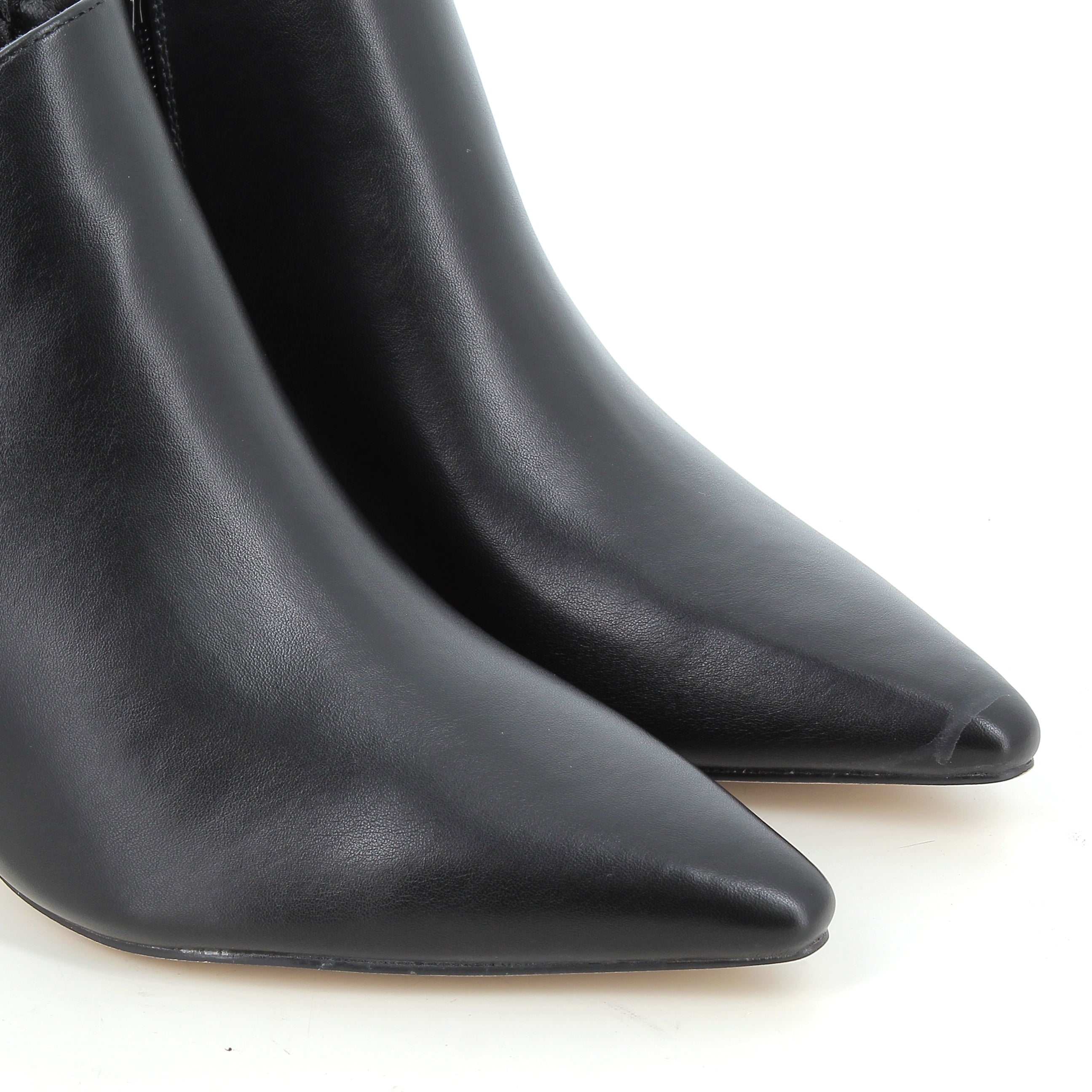 Hodea Tronchetti Simona Nero