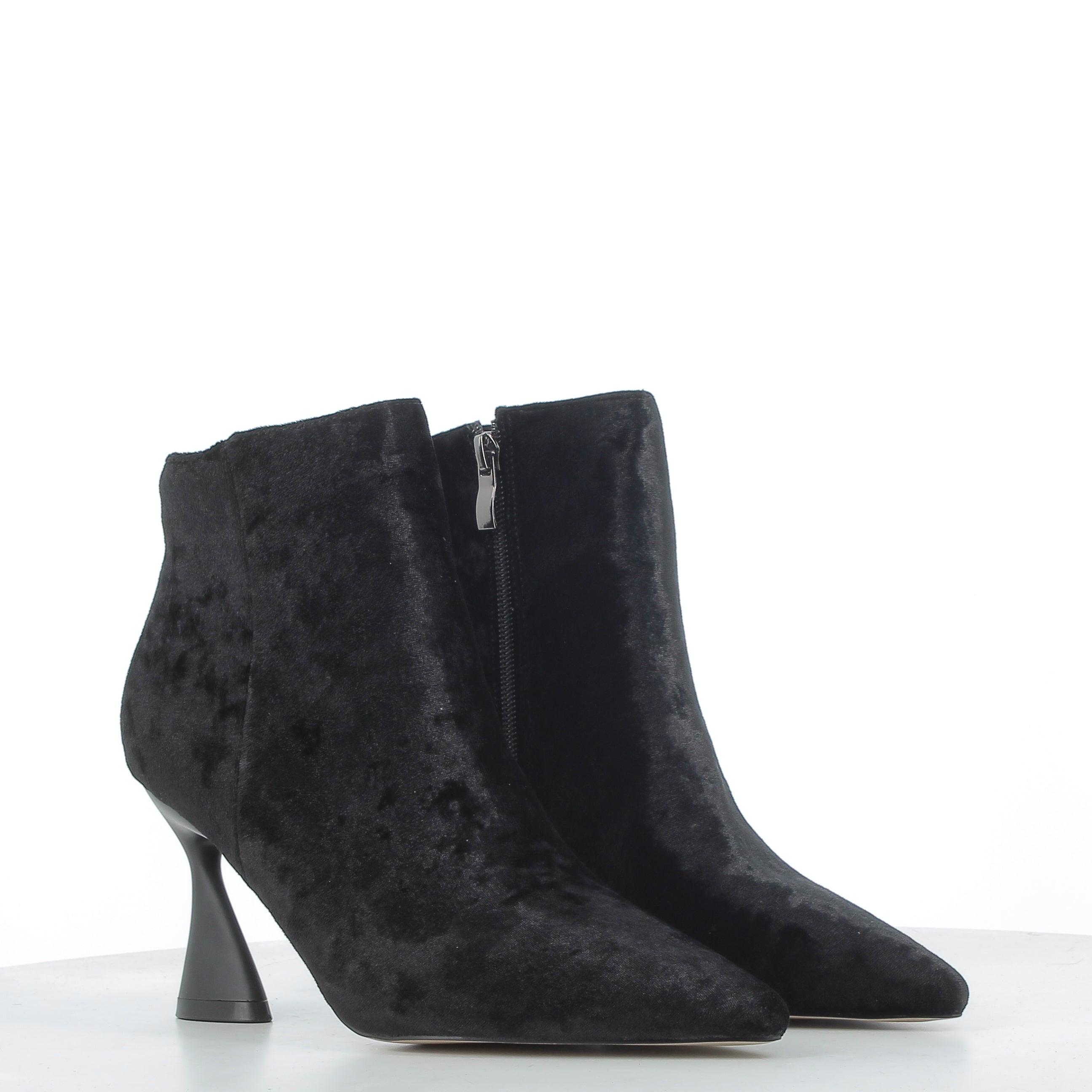 Buty damskie Hodea 546B2XSA24 CZARNE