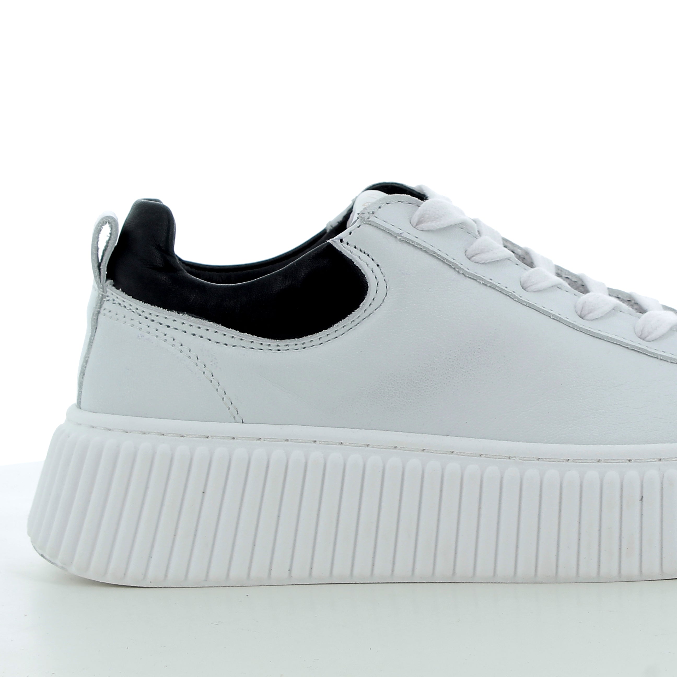 Buty damskie Hodea LINAPSP25 CZARNO-BIAŁE 