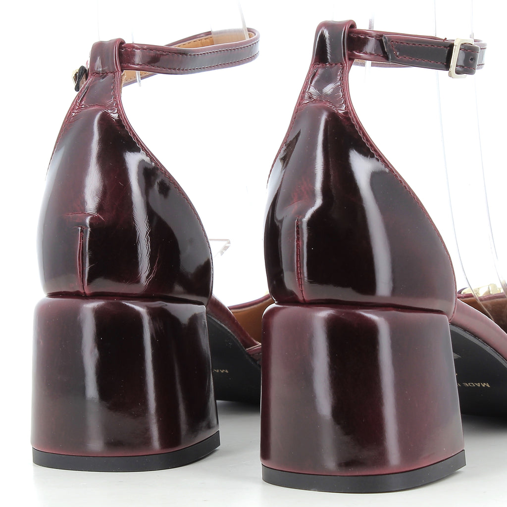 Hodea Decollete Amelia