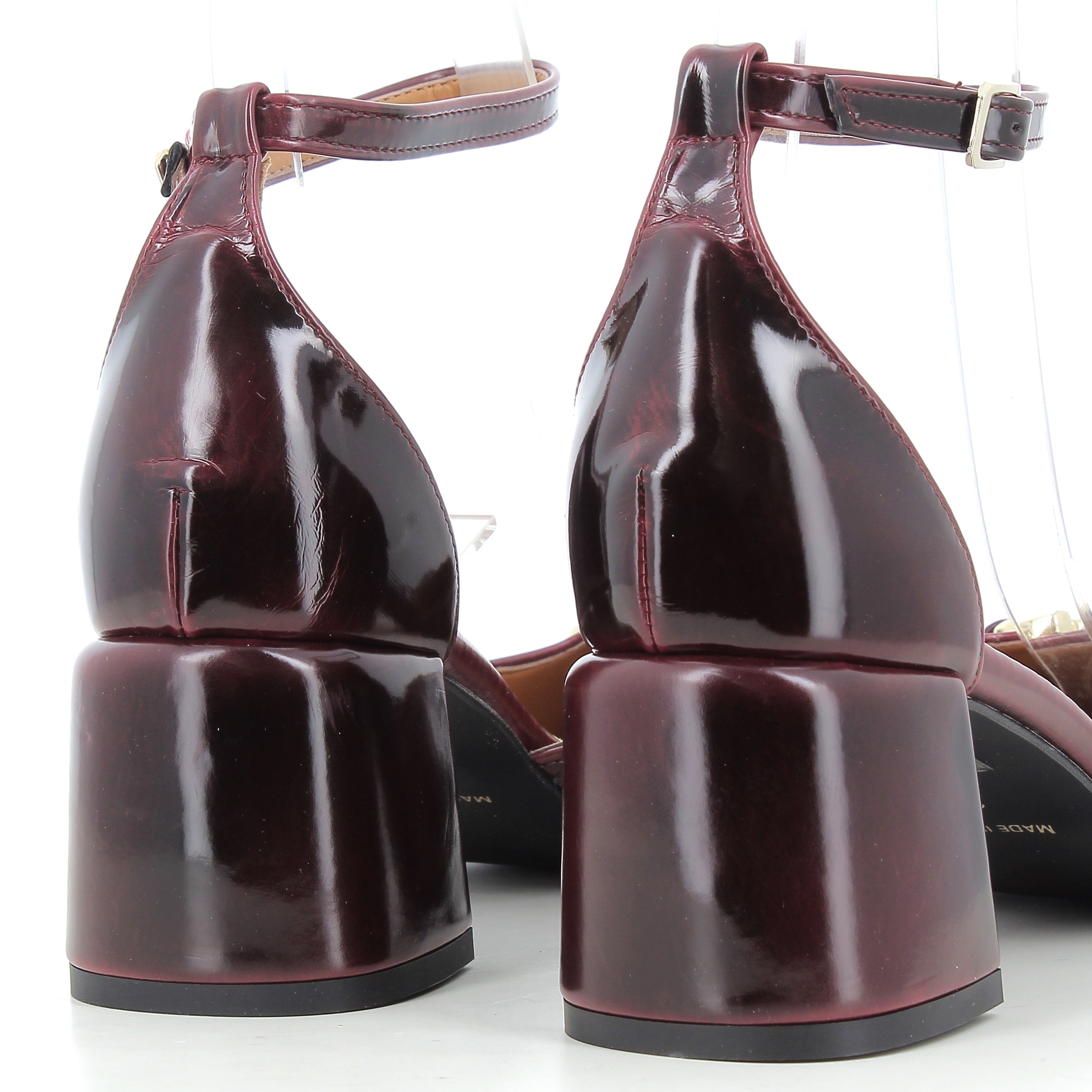 Hodea Decollete Amelia