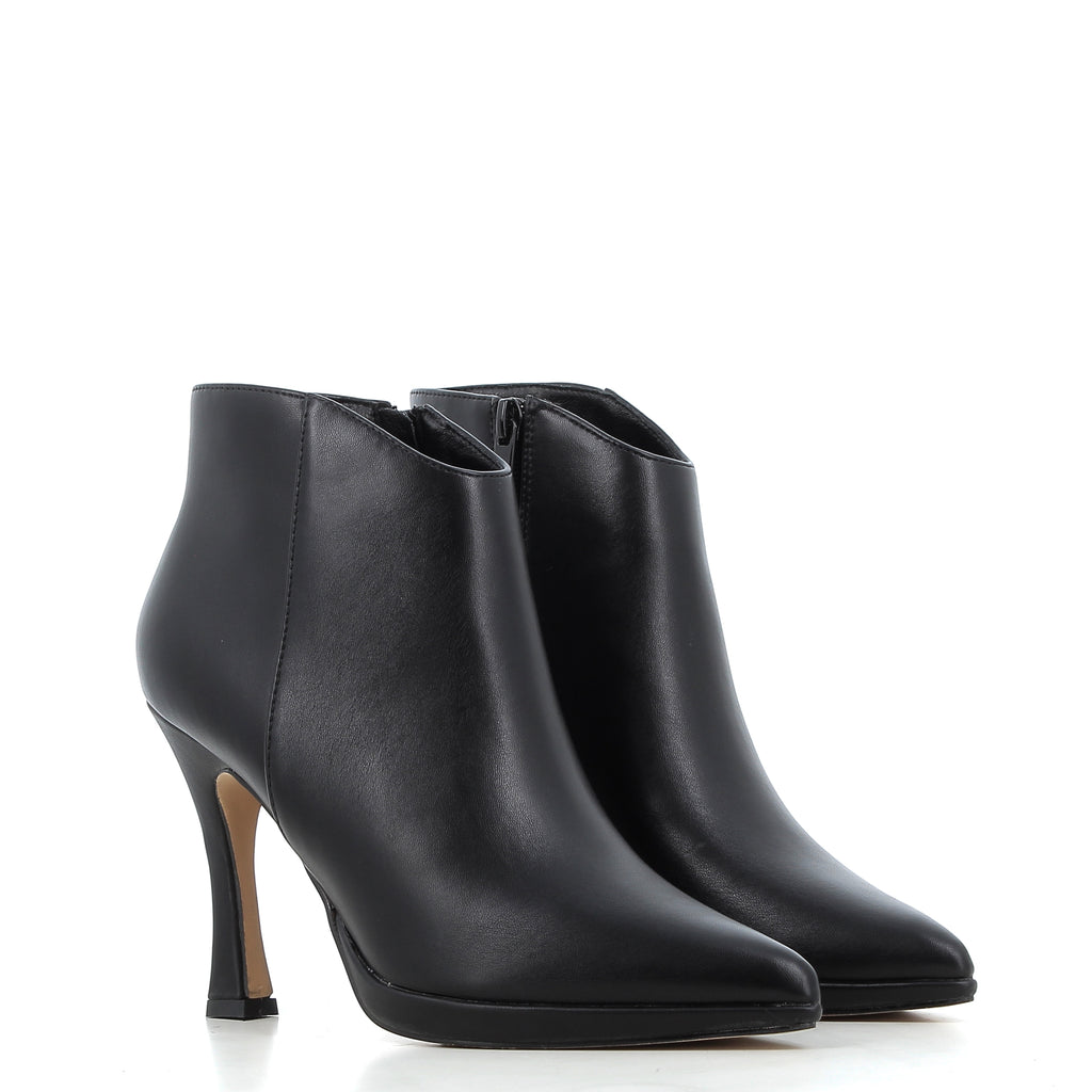 Hodea Tronchetti Beatrice Nero