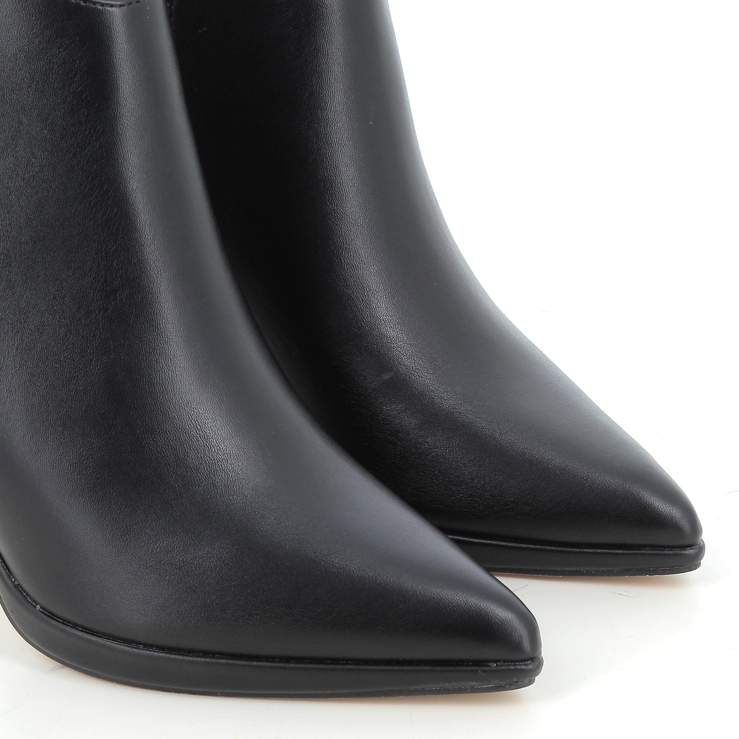 Hodea Tronchetti Beatrice Nero