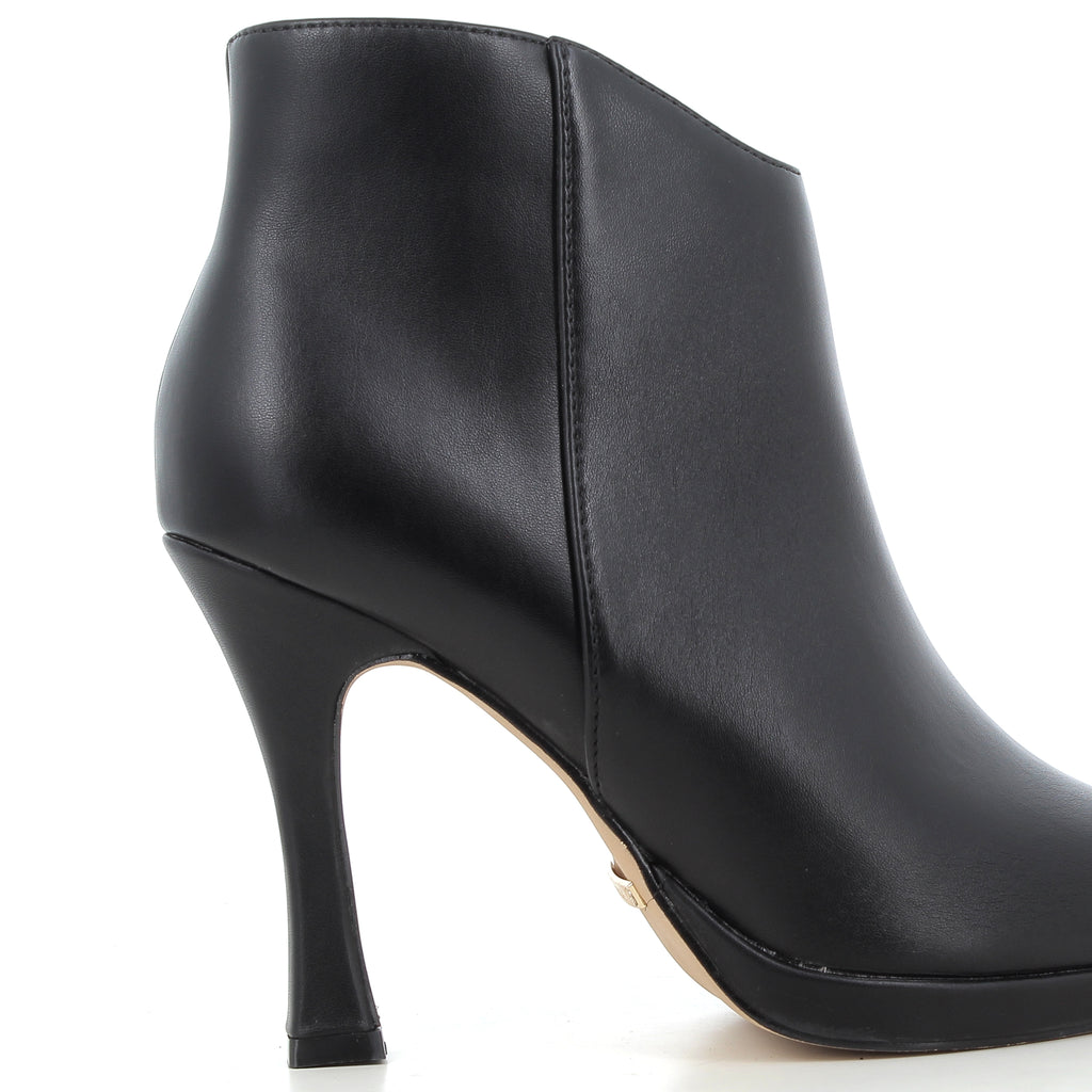 Hodea Tronchetti Beatrice Nero