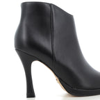 Hodea Tronchetti Beatrice Nero