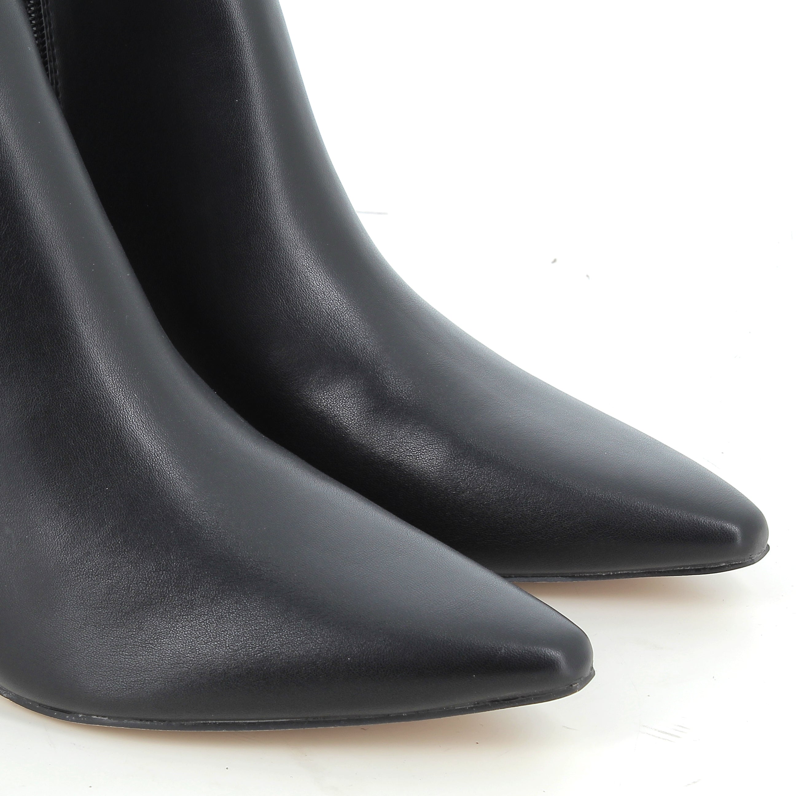 Hodea Tronchetti Flavia