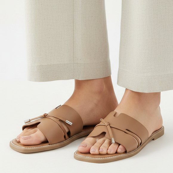 Hodea Rosalinda Leather Slippers