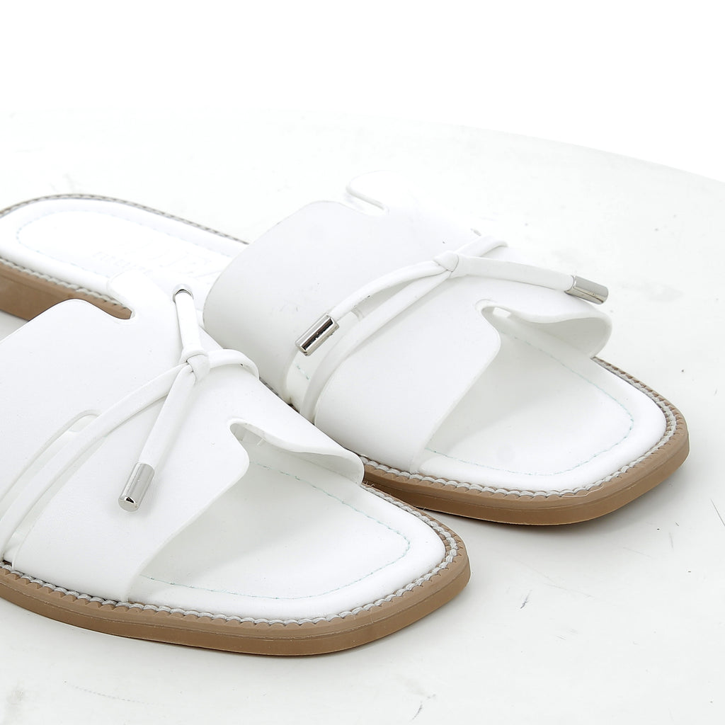 Hodea Rosalinda Cream Slippers