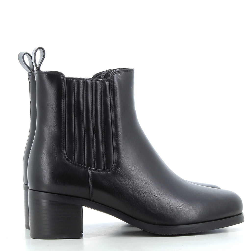 Hodea Stivaletti Elena