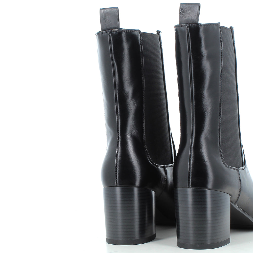 Hodea Stivaletti Benedetta