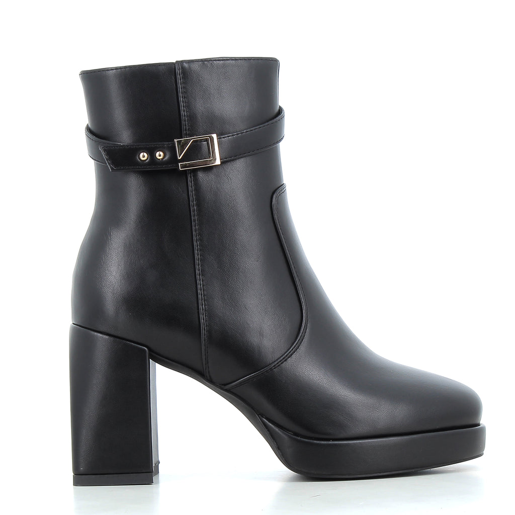 Hodea Tronchetti Adele