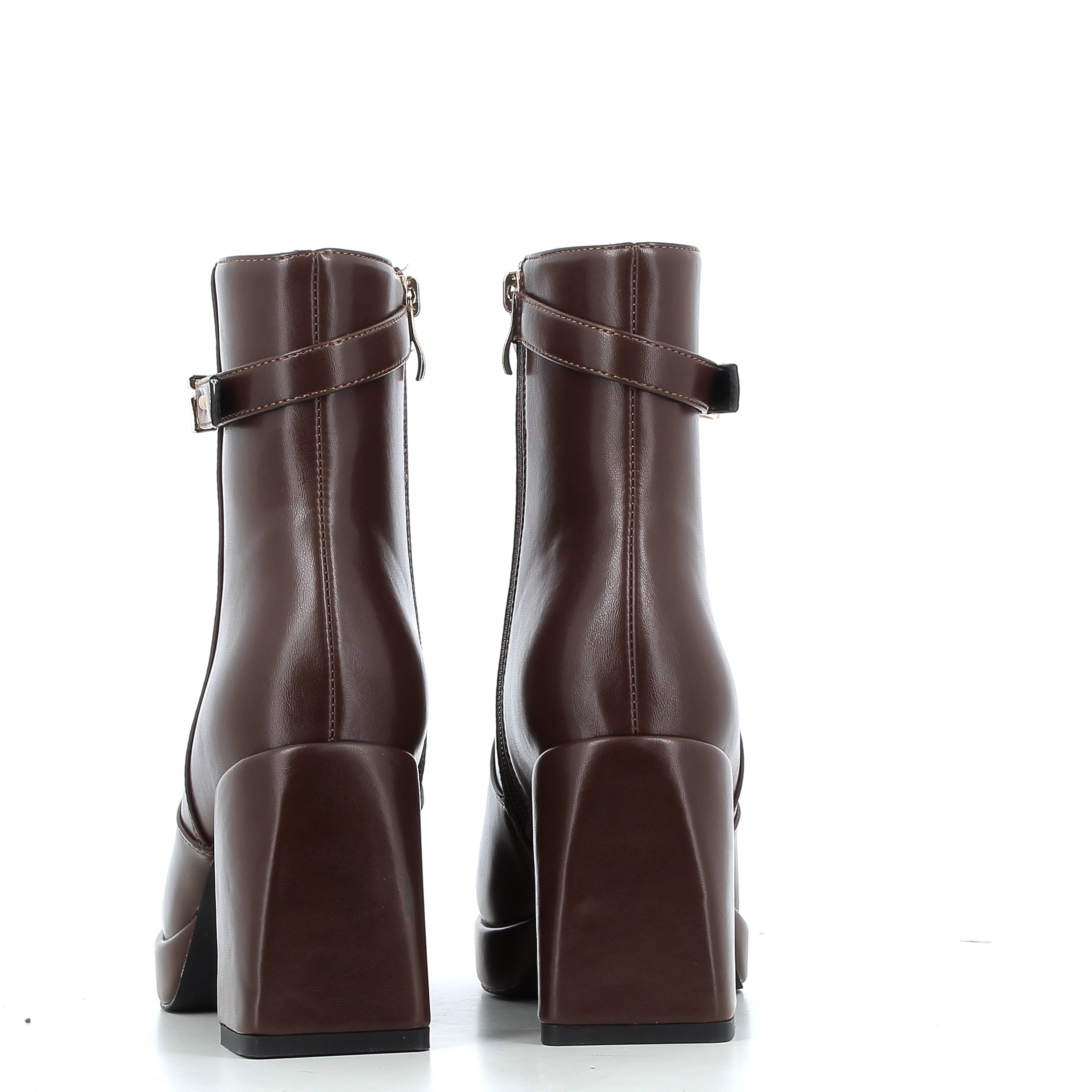 Hodea Tronchetti Adele