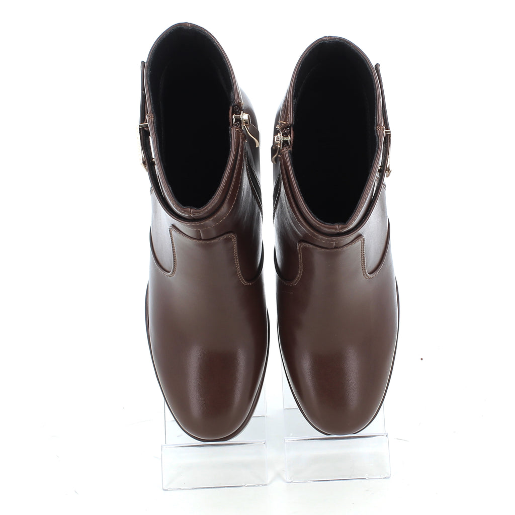 Hodea Tronchetti Adele