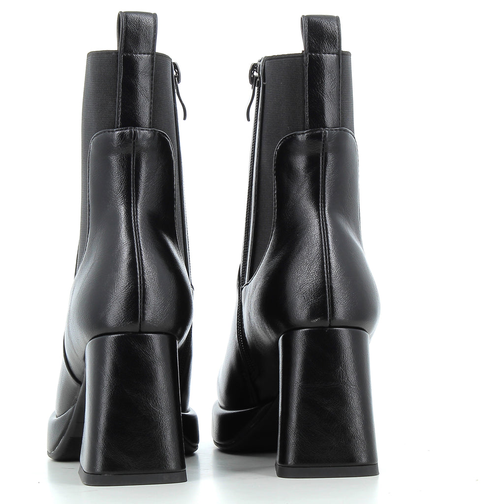 Hodea Tronchetti Michela