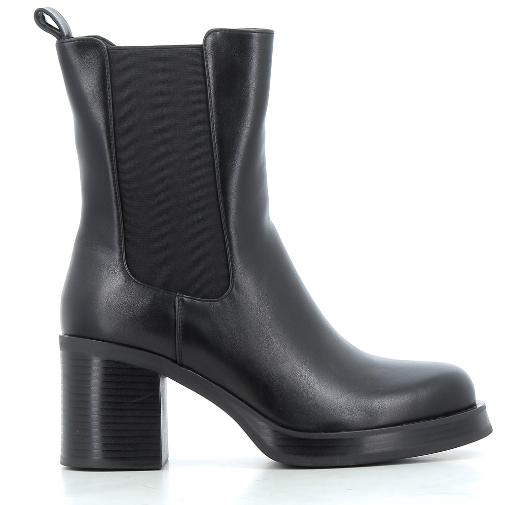 Hodea Tronchetti Alba