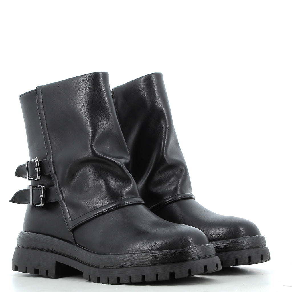 Hodea Stivaletti Giulia