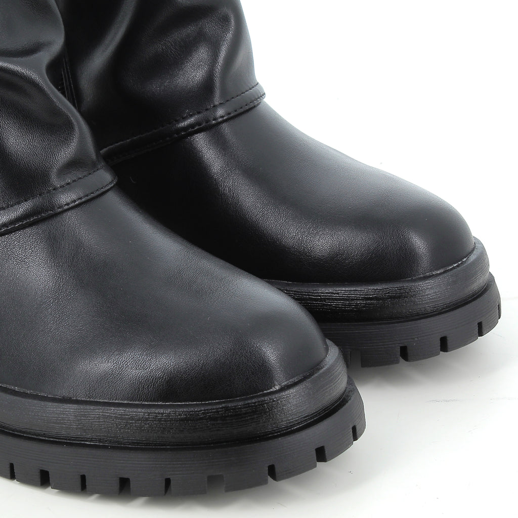 Hodea Stivaletti Giulia