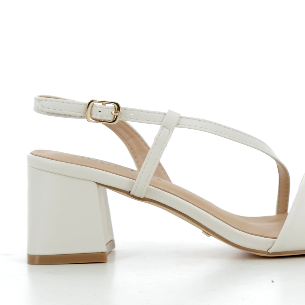Hodea Tonia Cream Sandals