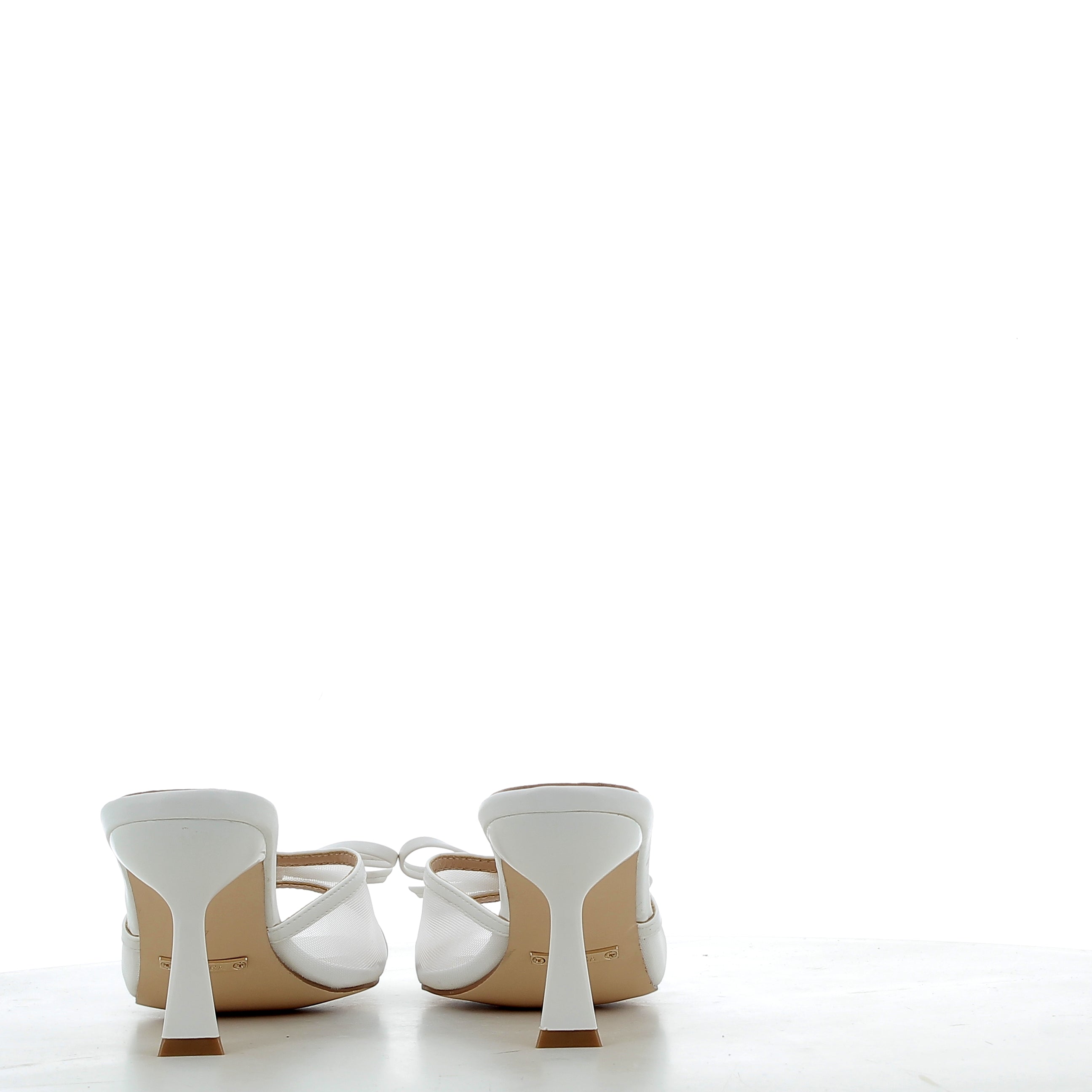 Hodea Anita White Sandals