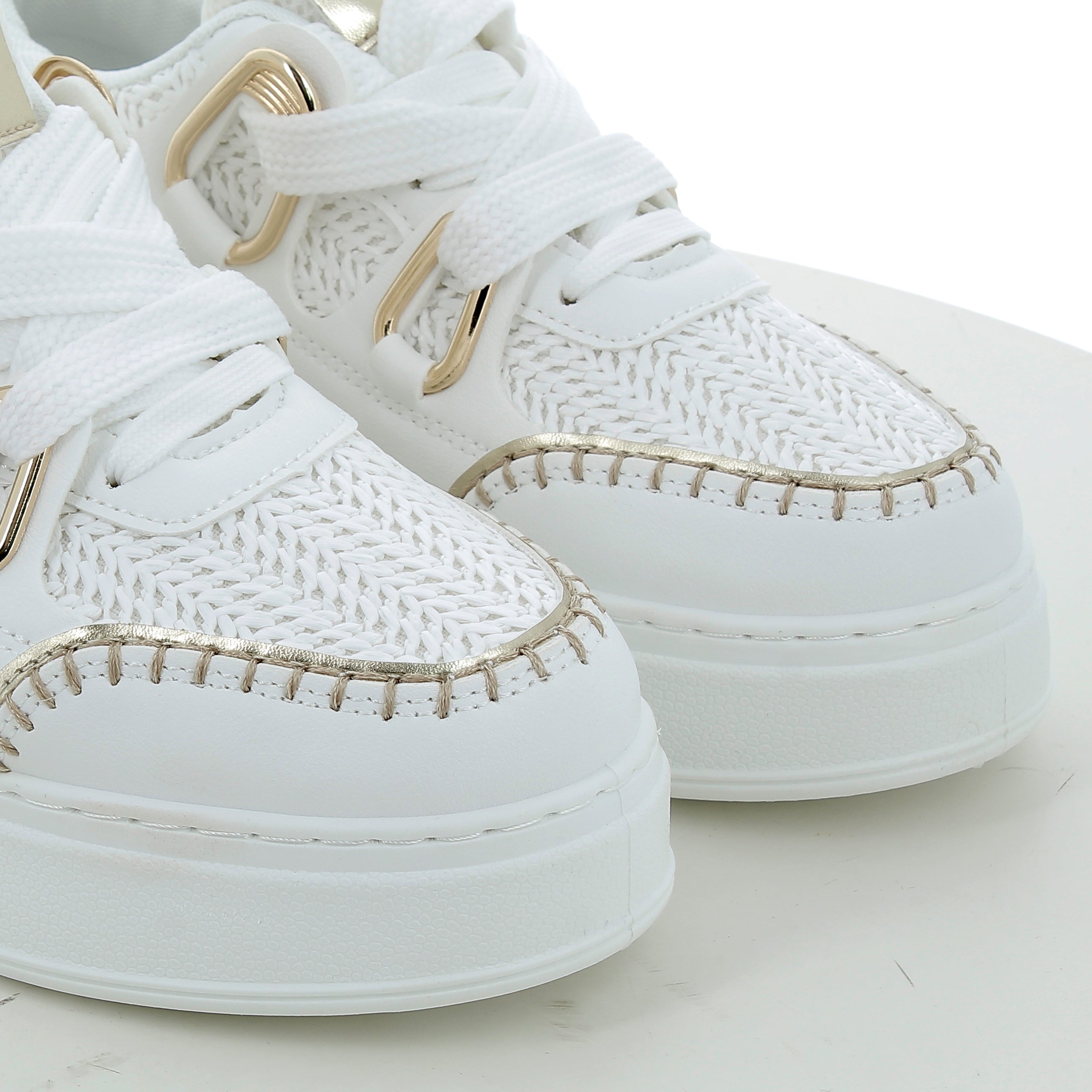 Hodea Martina White Sneakers