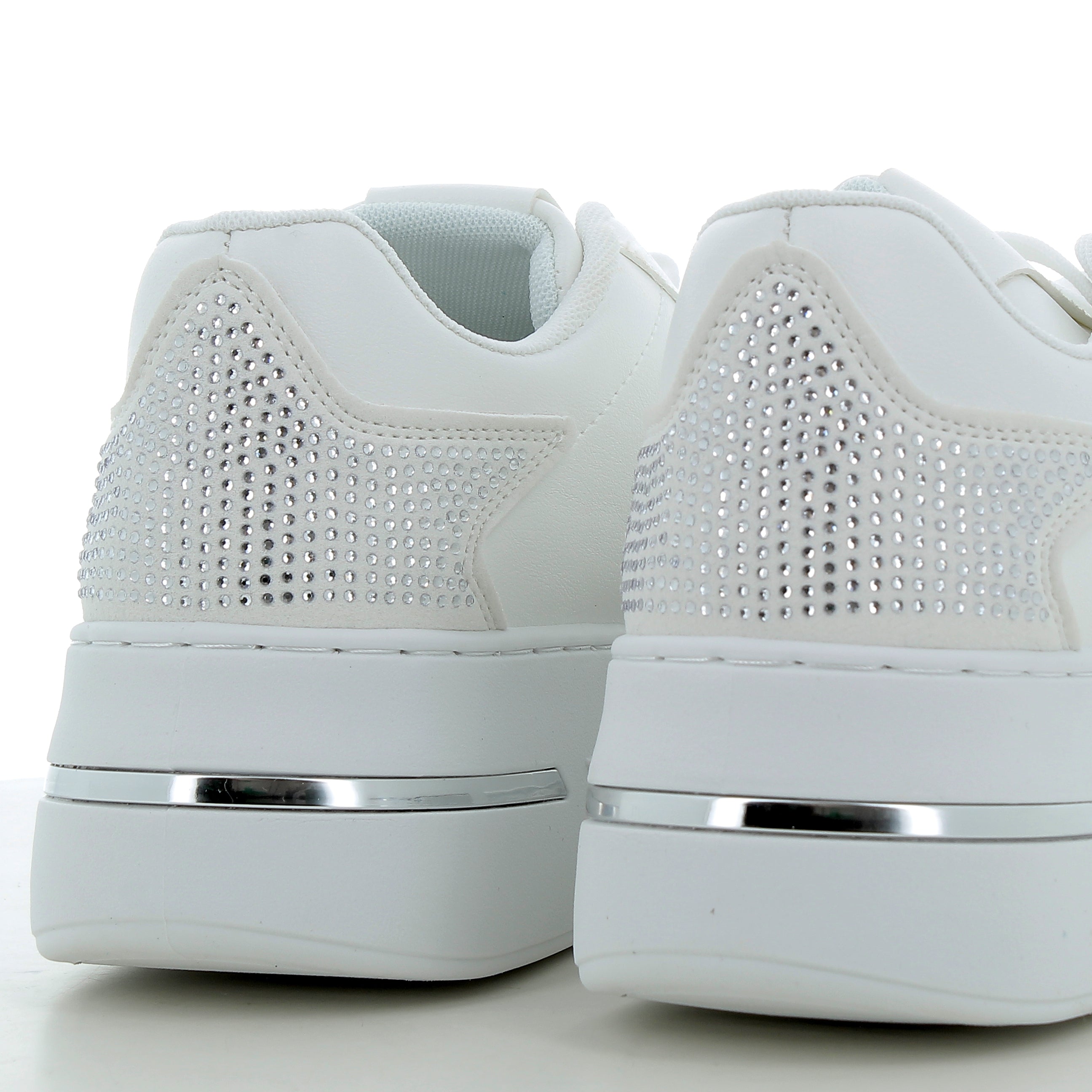 Hodea Sneakers Stella White