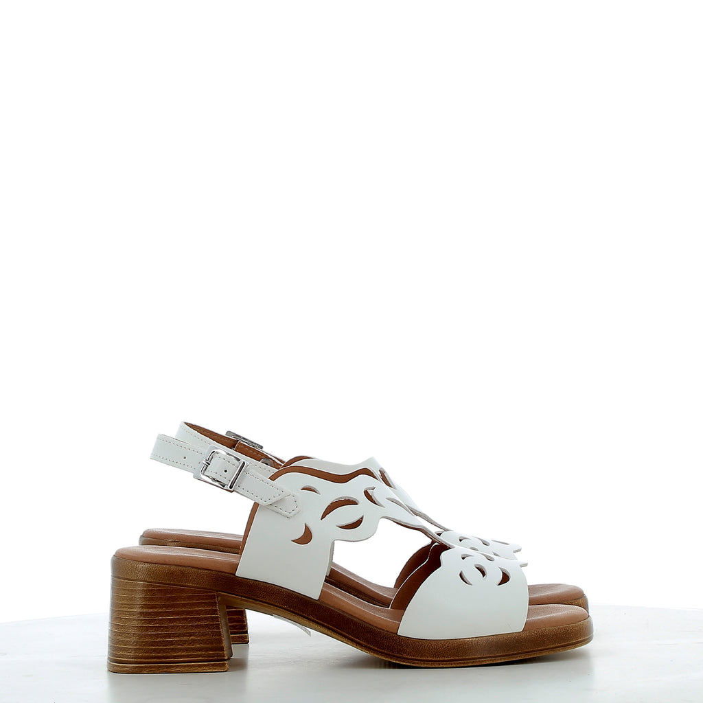 Hodea Lucrezia White Sandals