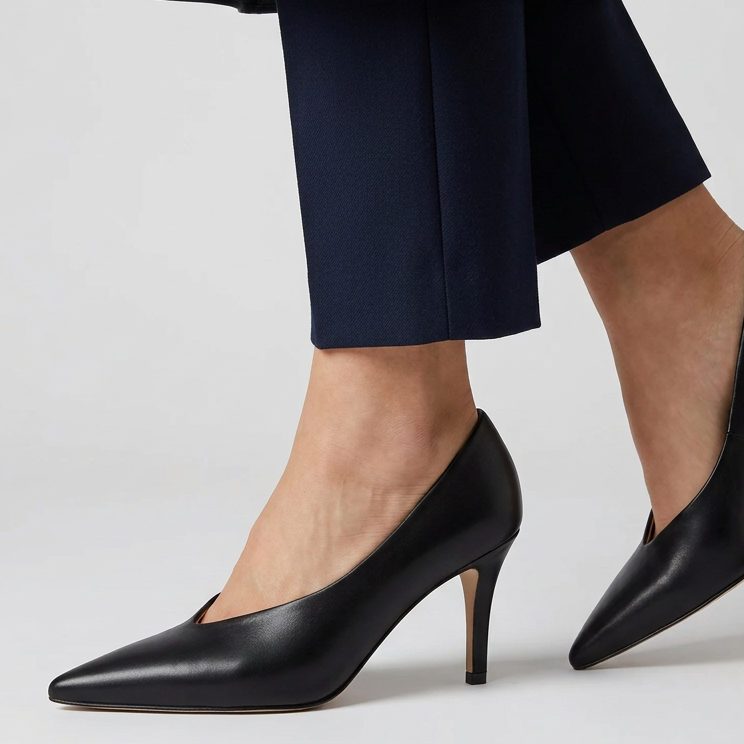 Décolleté Cristina con Scollo a Mandorla e Tacco 8 cm
