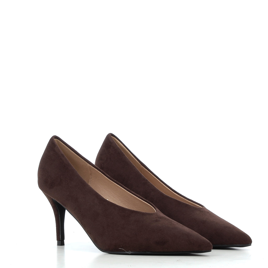 Décolleté Cristina Moro in Suede con Scollo a Mandorla e Tacco 8 cm