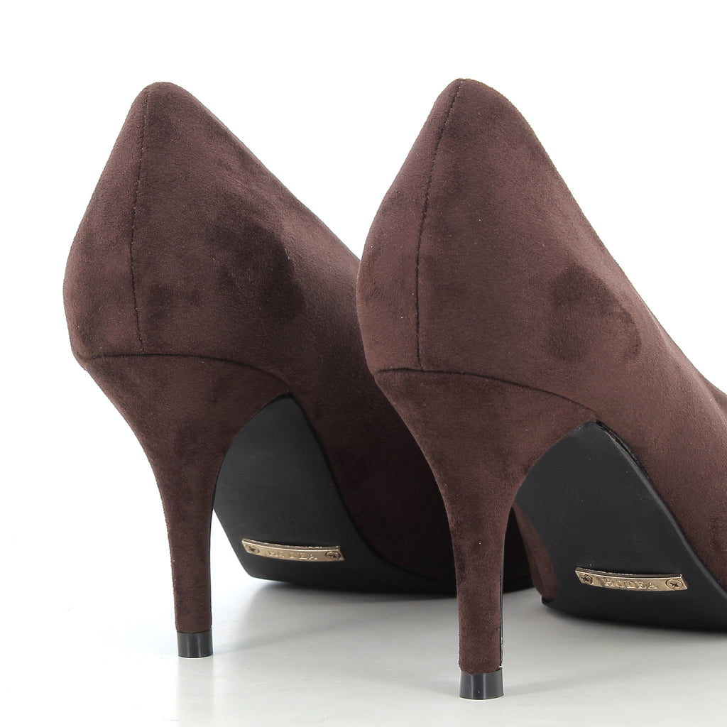 Décolleté Cristina Moro in Suede con Scollo a Mandorla e Tacco 8 cm
