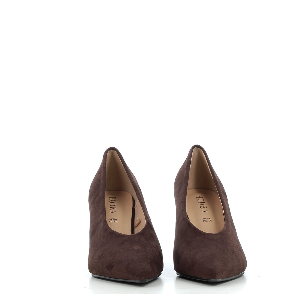 Décolleté Cristina Moro in Suede con Scollo a Mandorla e Tacco 8 cm